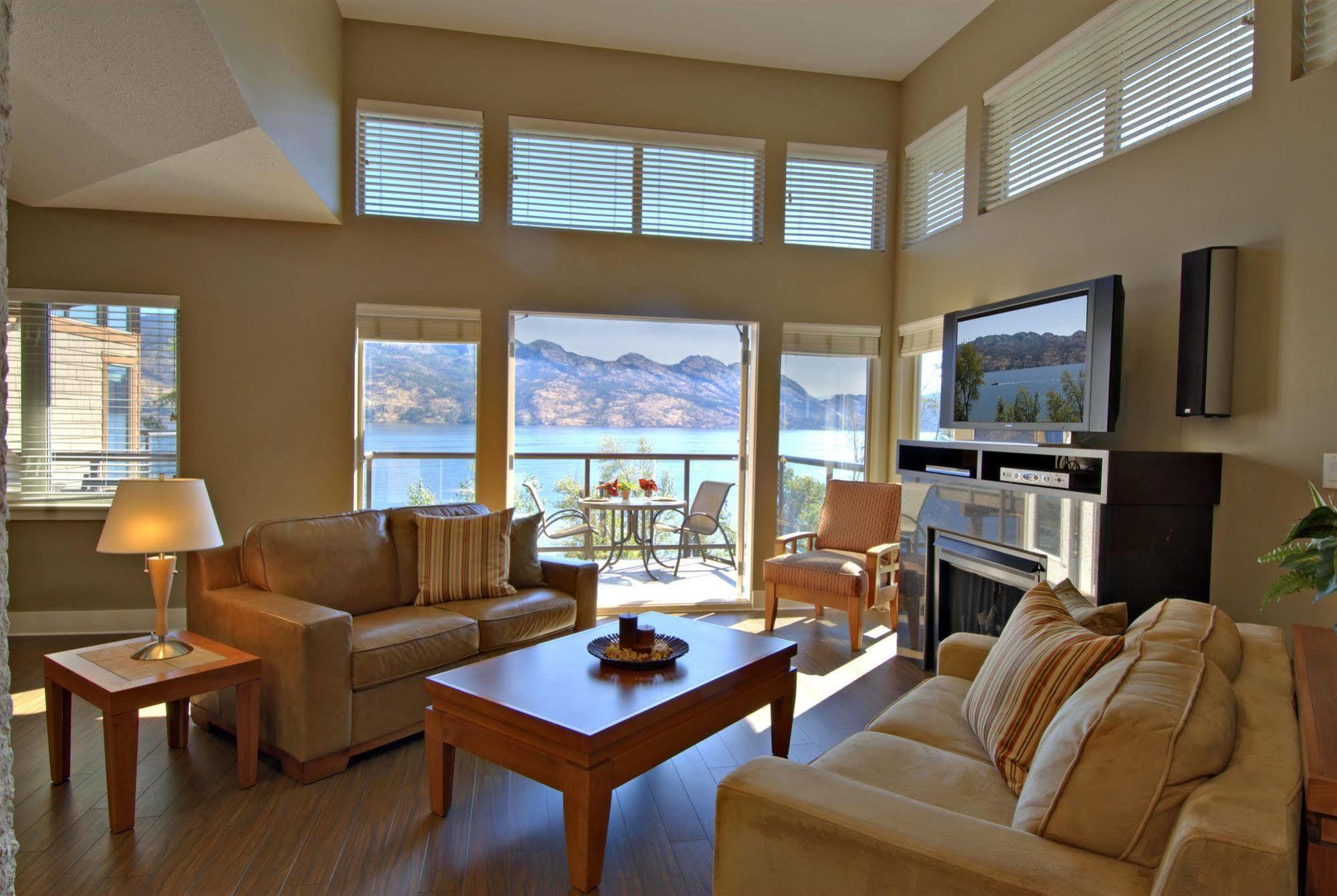 The Cove Lakeside Resort West Kelowna Exterior photo